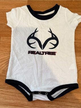 Realtree 3-6 Month Onesie
